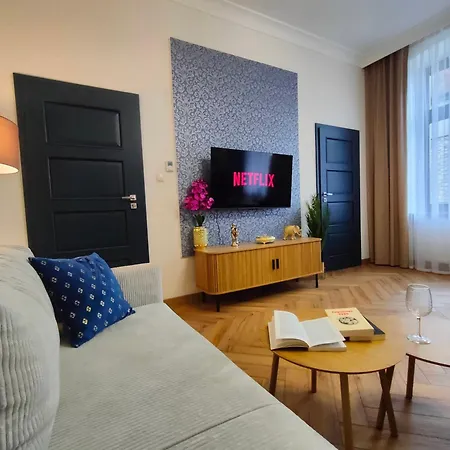 Nowe - Perla Srodmiescia & Parking Czestochowa