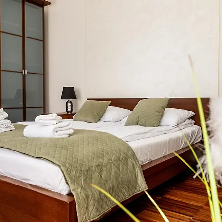 Nowe - Perla Srodmiescia & Free Parking 48m2 Apartment Czestochowa